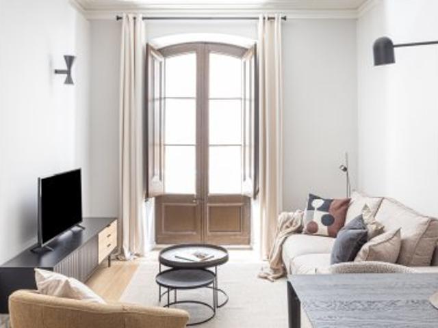 Apartamento de 2 habitaciones en alquiler en El Gòtic, Barcelona