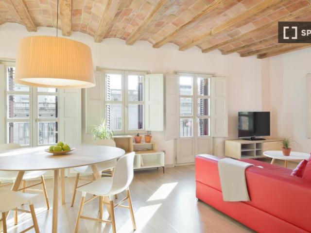 Apartamento de 2 habitaciones en alquiler en El Gòtic, Barcelona