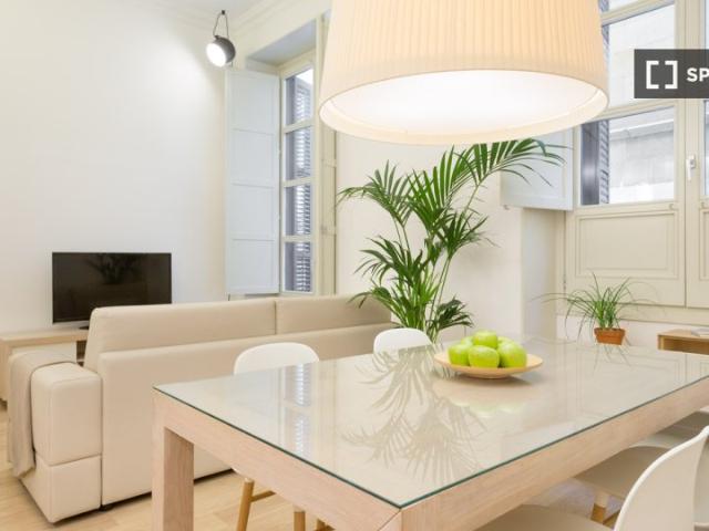 Apartamento de 2 habitaciones en alquiler en El Gòtic, Barcelona