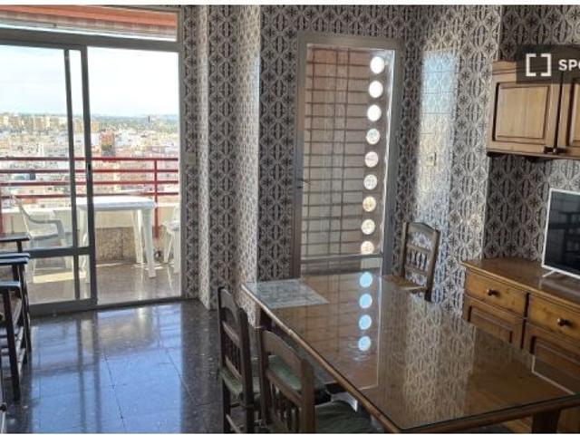 Apartamento de 2 habitaciones en alquiler en Elche, gastos incluidos