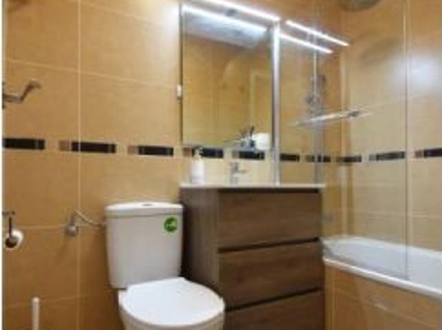Apartamento de 2 habitaciones en alquiler en La Trinidad Este, servicios incluidos