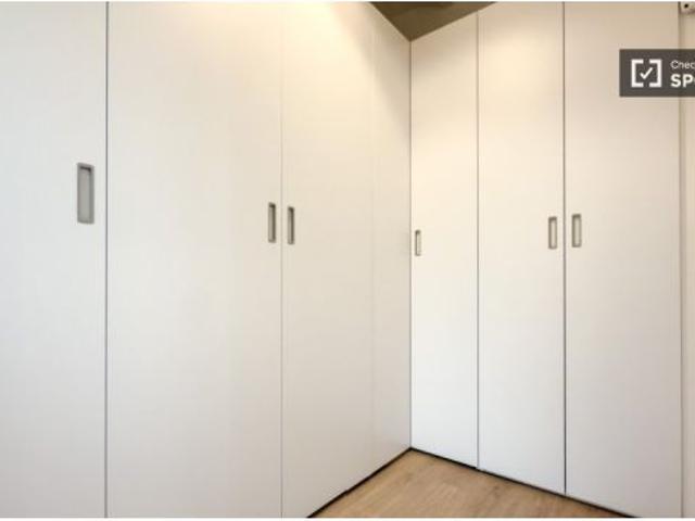 Apartamento de 2 habitaciones en alquiler en la Sagrada Familia, gastos no incluidos