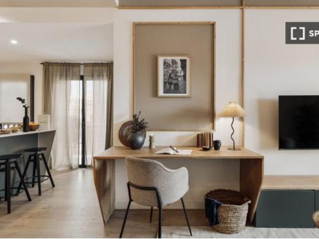 Apartamento de 2 habitaciones en alquiler en Les Corts, Barcelona, ideal para profesionales