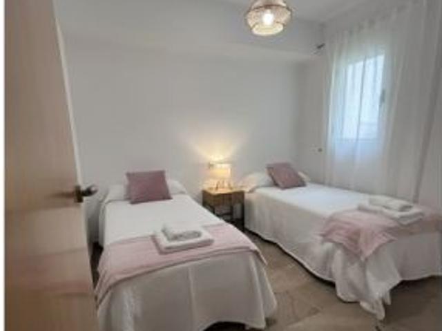 Apartamento de 2 habitaciones en alquiler en Mont Olivet, gastos incluidos