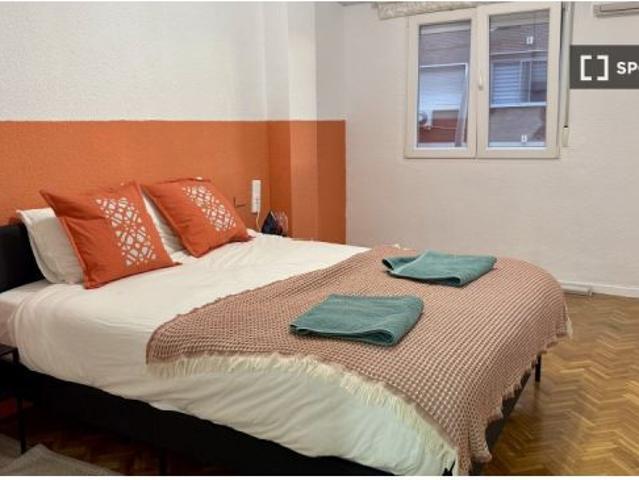 Apartamento de 2 habitaciones en alquiler en Patraix, gastos incluidos
