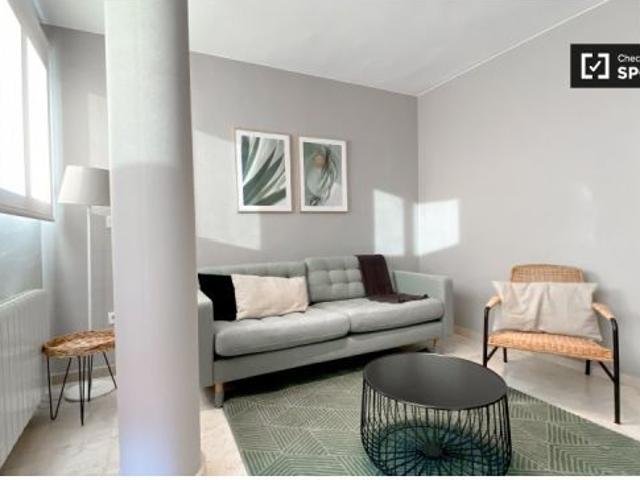 Apartamento de 2 habitaciones en alquiler en Patraix, Valencia, gastos incluidos