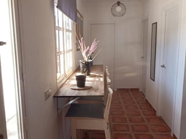 Se alquila apartamento de 2 habitaciones en Pizarra, Málaga