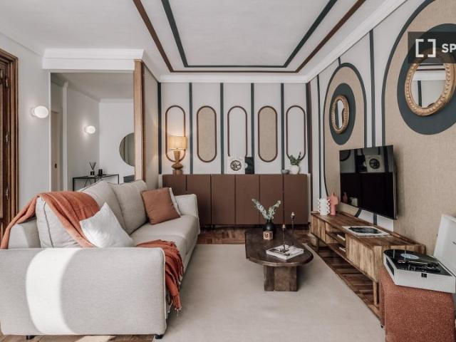 Apartamento de 2 habitaciones en alquiler en Recoletos, Madrid
