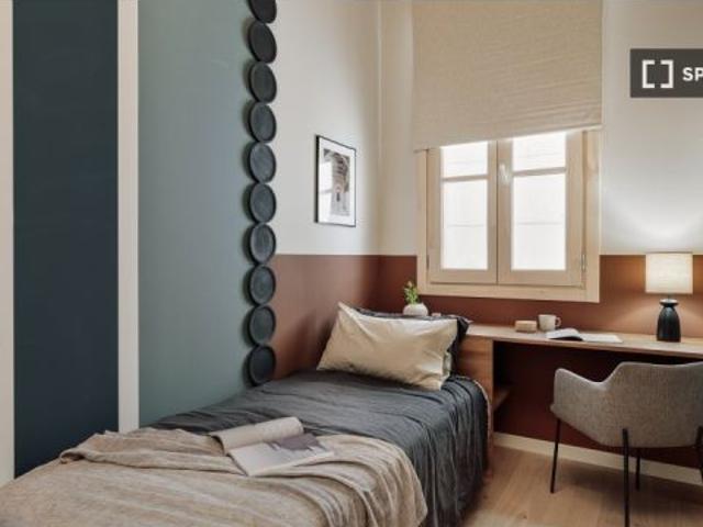Apartamento de 2 habitaciones en alquiler en Sant Pere Santa Caterina i la Ribera, solo para profesi