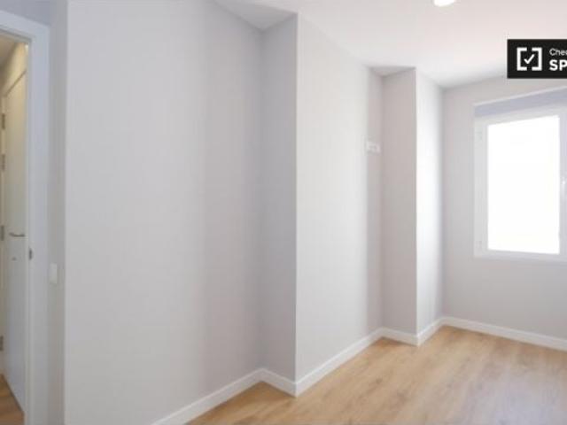 Apartamento de 2 habitaciones en alquiler en Sants, Barcelona, con todos los gastos incluidos