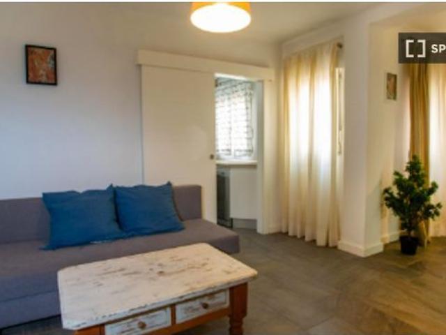 Apartamento de 2 habitaciones en alquiler en San Felipe Neri, con todos los gastos incluidos, ideal
