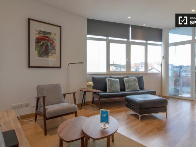 Apartamento de 2 quartos elegante para alugar em Príncipe Real