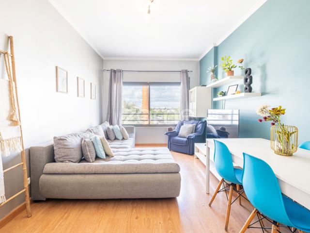 Apartamento de 2 quartos na Quinta do Bom Retiro, Vale Figueira – Sobreda