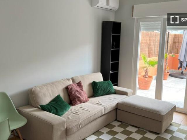 Apartamento de 2 quartos para alugar em Oeiras