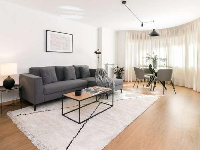 Apartamento de 2 quartos para alugar em Lisboa