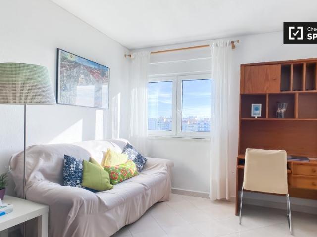 Apartamento de 2 quartos para alugar no Condado, Lisboa