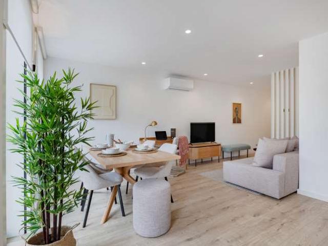 Apartamento de 2 quartos para alugar no Porto