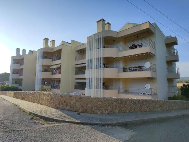 Apartamento de 2 Quartos perto da Praia da Falésia