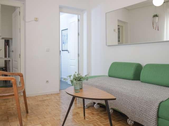 Apartamento de 3 dormitorios en alquiler en Malasaña, Madrid