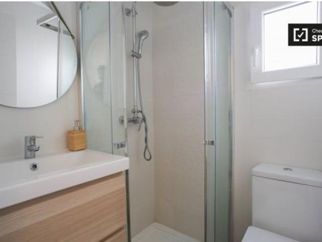 Apartamento de 3 dormitorios en alquiler en moderno apartamento de 3 dormitorios en Quatre Carreres