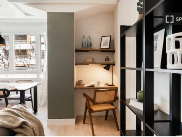 Apartamento de 3 dormitorios en alquiler en Nueva España