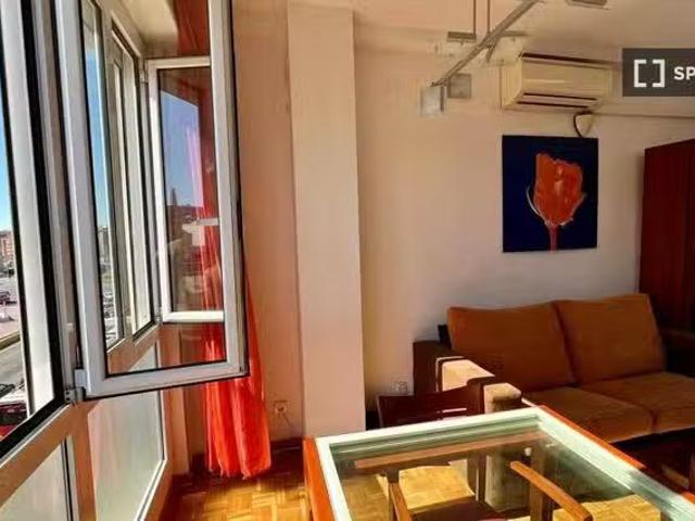 Apartamento de 3 dormitorios en alquiler en Barcelona