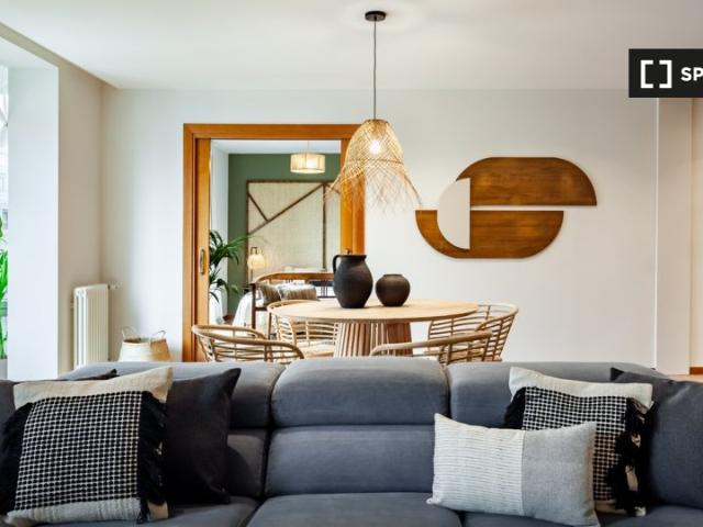 Apartamento de 3 dormitorios en alquiler en Barcelona