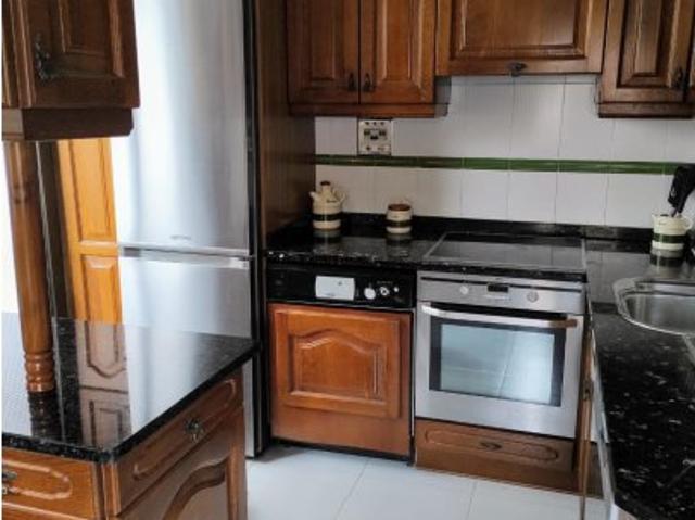 Apartamento de 3 dormitorios en alquiler en Casco Viejo, Bilbao