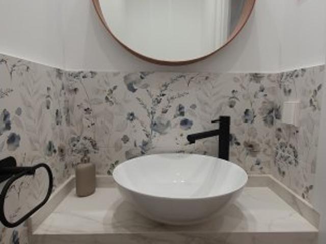Apartamento de 3 dormitorios en alquiler en Cortes, Madrid