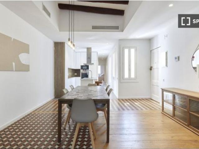 Apartamento de 3 dormitorios en alquiler en El Barri Gotic, Barcelona