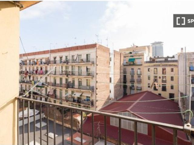 Apartamento de 3 dormitorios en alquiler en El Raval, Barcelona