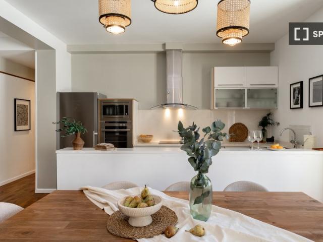 Apartamento de 3 dormitorios en alquiler en Goya, Madrid