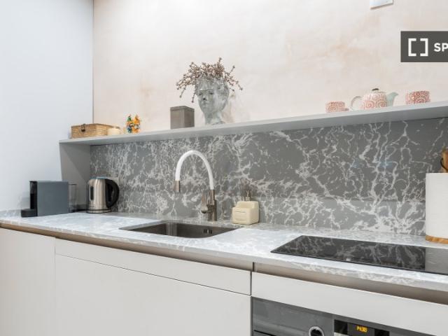 Apartamento de 3 dormitorios en alquiler en La Caleta, Málaga