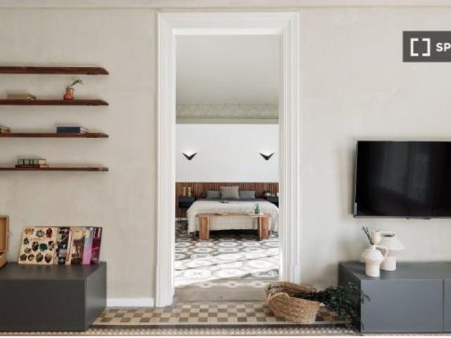 Apartamento de 3 dormitorios en alquiler en La Dreta de l' Eixample