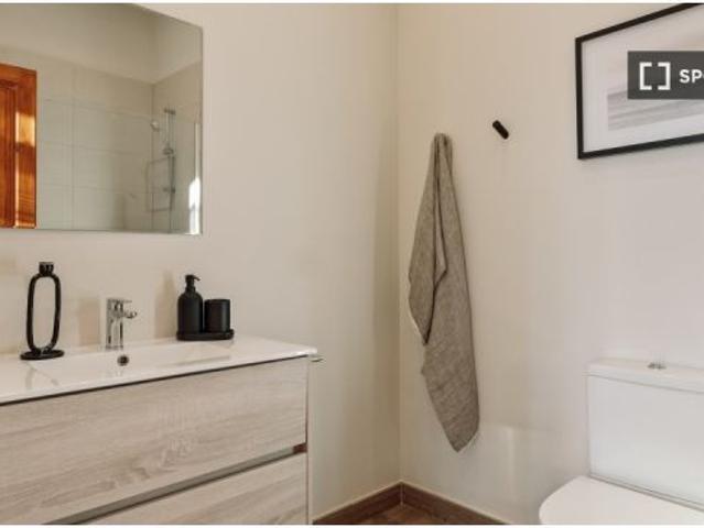 Apartamento de 3 dormitorios en alquiler en La Dreta de l' Eixample