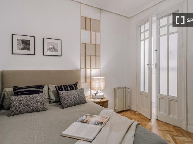 Apartamento de 3 dormitorios en alquiler en Lista, Madrid