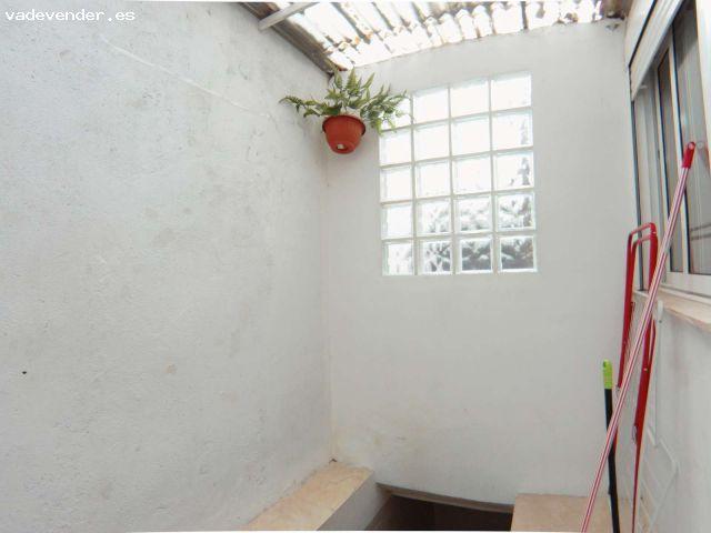 Apartamento de 3 dormitorios en alquiler en Puerta del Ángel