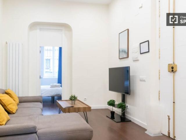 Apartamento de 3 dormitorios en alquiler en Palacio, Madrid
