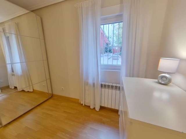 Apartamento de 3 dormitorios en alquiler en Prosperidad, Madrid