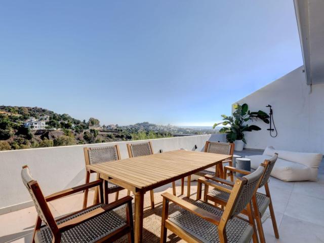 Apartamento de 3 dormitorios en La Quinta, Benahavis