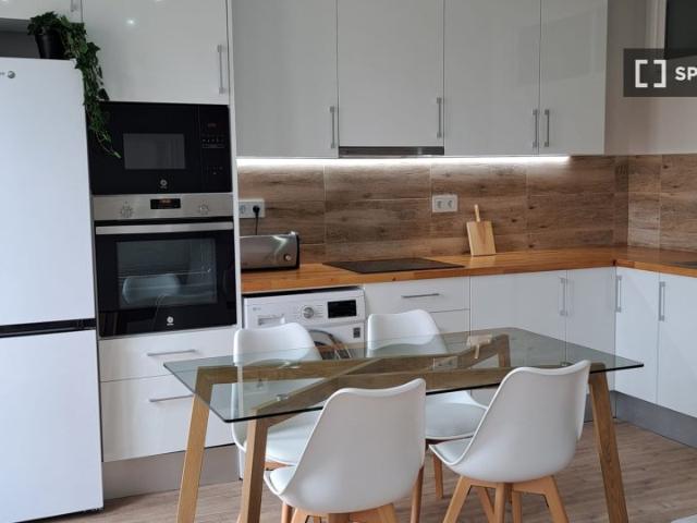 Piso en alquiler de 3 habitaciones en El Putget i Farró, Barcelona