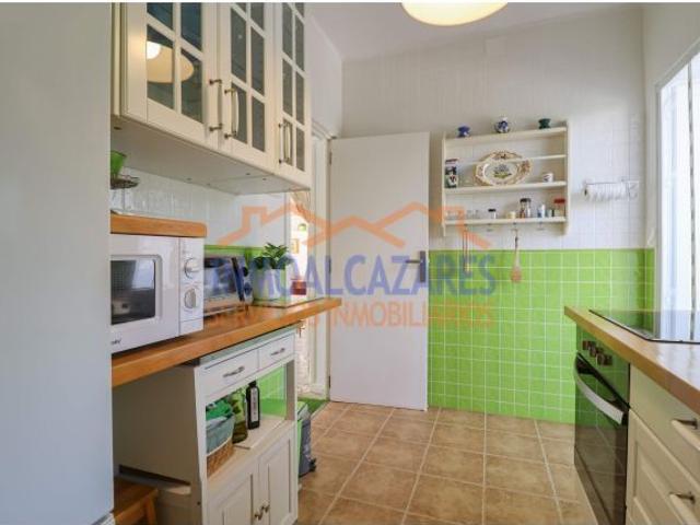 APARTAMENTO DE 3 HABITACIONES, 1 BAÑO Y SOLARIUM PRIVADO. A 50 M DE LA PLAYA. EN LOS URRUTIAS, CARTA