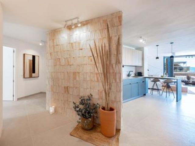 Apartamento de 3 habitaciones en venta en Alicante, Alicante