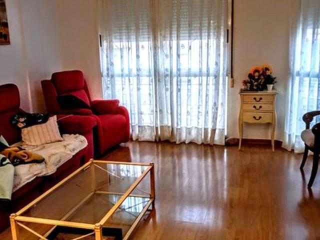 Apartamento de 3 habitaciones en venta en Gandia, Valencia
