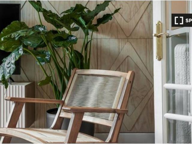 Apartamento de 3 habitaciones en alquiler en Trafalgar