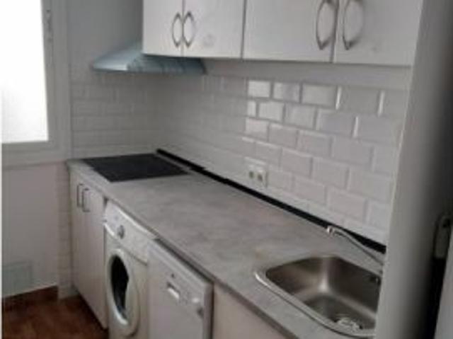 Apartamento de 3 habitaciones en alquiler en Trafalgar