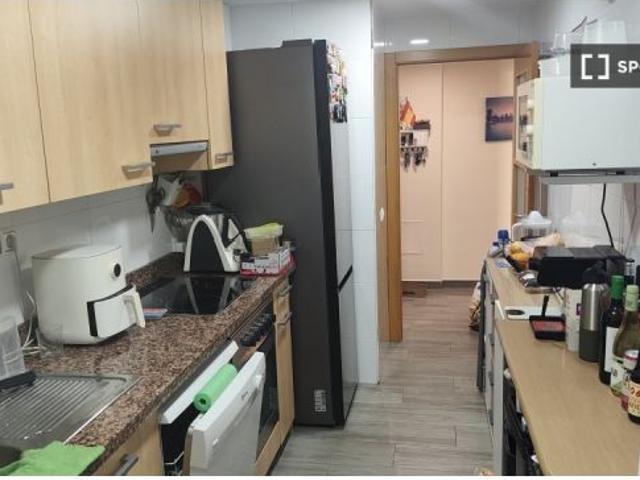 Apartamento de 3 habitaciones en alquiler en Vélez Málaga, gastos incluidos, se admiten parejas