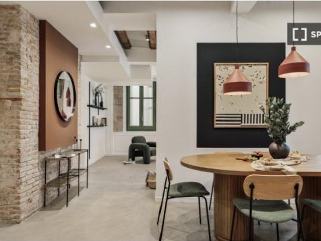 Apartamento de 3 habitaciones en alquiler en Vila de Gràcia, ideal para profesionales