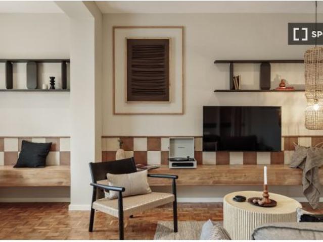 Apartamento de 3 habitaciones en alquiler en Vila de Gràcia, perfecto para profesionales