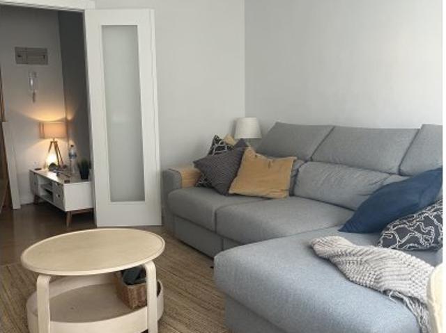 Apartamento de 3 habitaciones en alquiler en Dénia